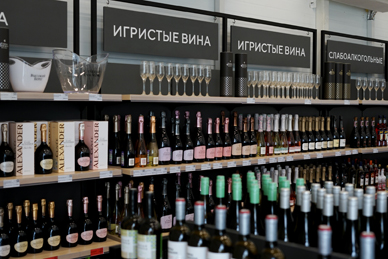 kuban-vino-otkryla-firmennyj-magazin-v-kirove